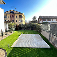 Giardino in erba sintetica - Pavia